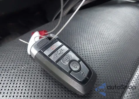 2021 Ford F-150 Lariat z USA, uszkodzony, nr VIN 1FTFW1E85MKE27620